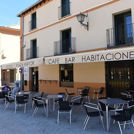 Hostal Plaza Mayor De Almazan Luaran gambar
